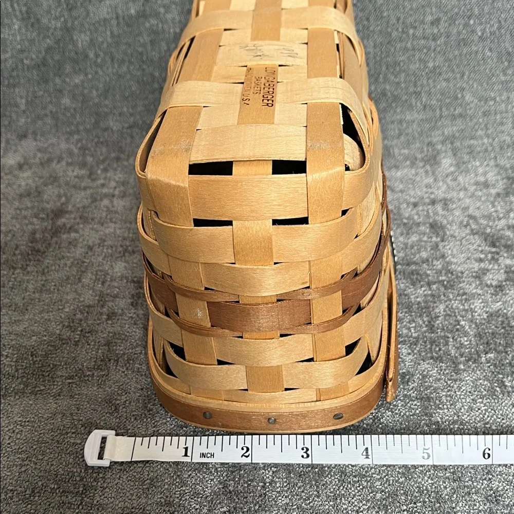 Vintage Longaberger Medium Key Basket 1984